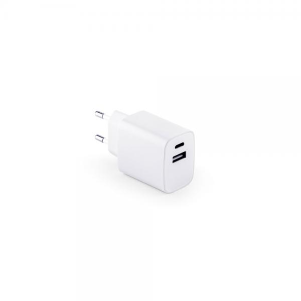 WEGENER. Захранващ адаптер с порт USB-A 18W и USB-C 20W от 100% rABS