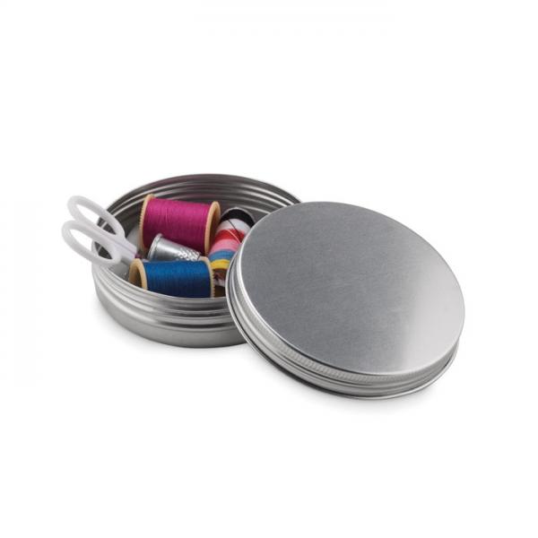 Cucire sewing kit in metal tin box
