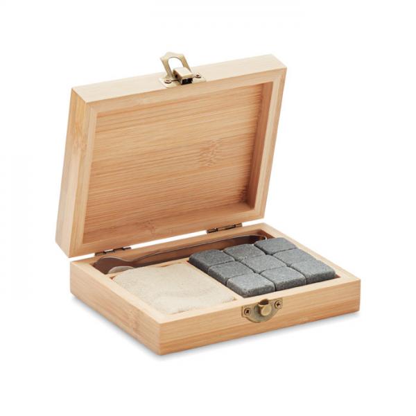 DUNDALK Stone Ice Cubes – Set of 9 cubes in bamboo gift box